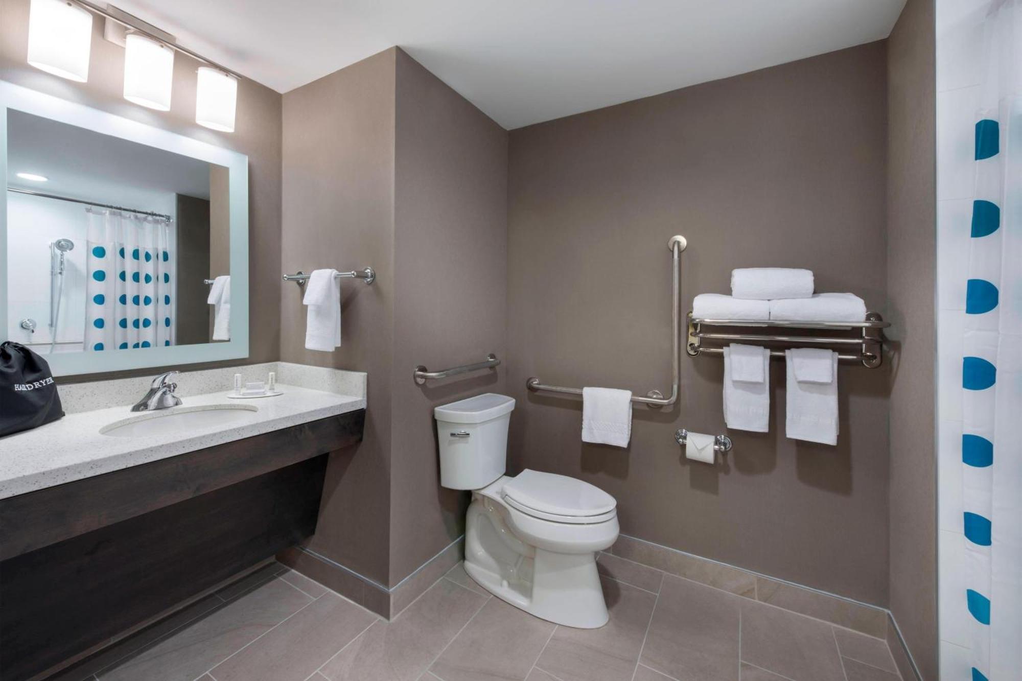 Towneplace Suites By Marriott Ottawa Kanata Ngoại thất bức ảnh